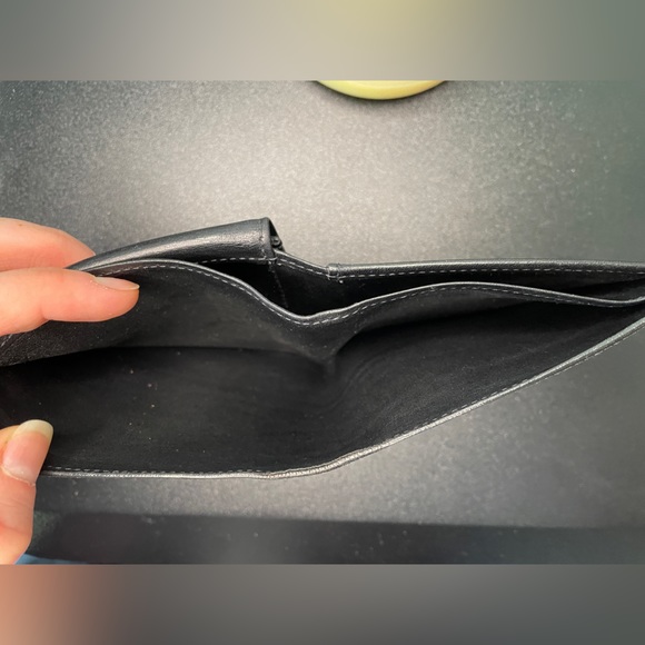 Vintage Louis Vuitton Bifold Wallet - Authentic - Picture 9 of 9